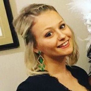 Meet your Posher, Brittanie